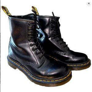 Dr. Martens Smooth leather Boots